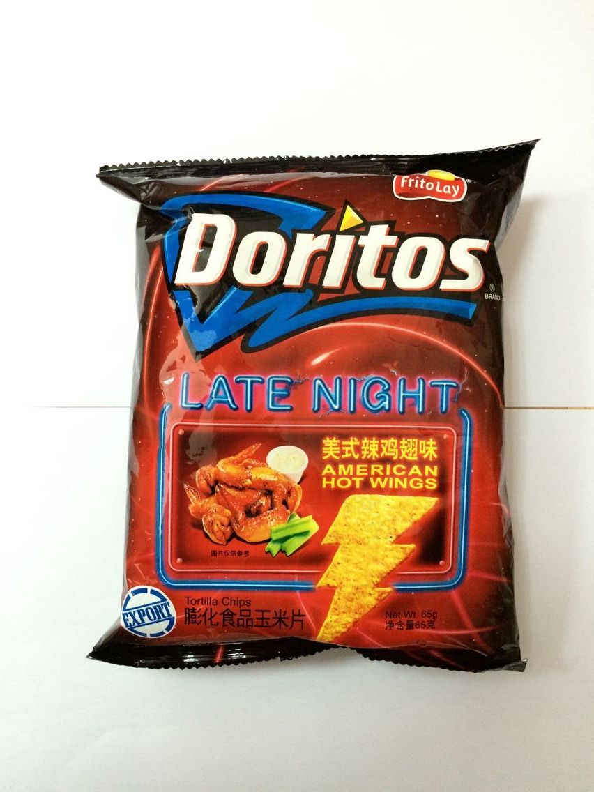 多力多滋夜电美式辣鸡翅味膨化食品玉米片65g