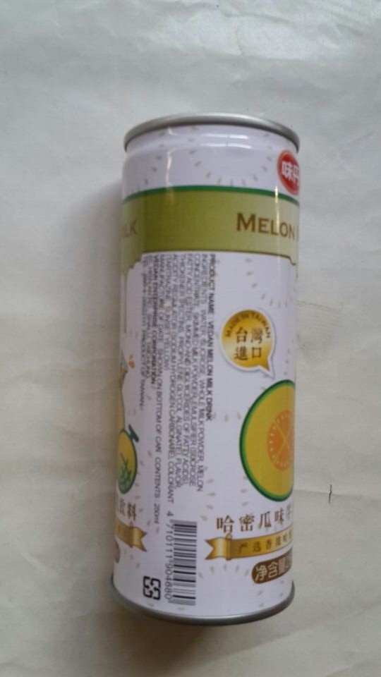 味丹哈蜜瓜味牛乳饮料