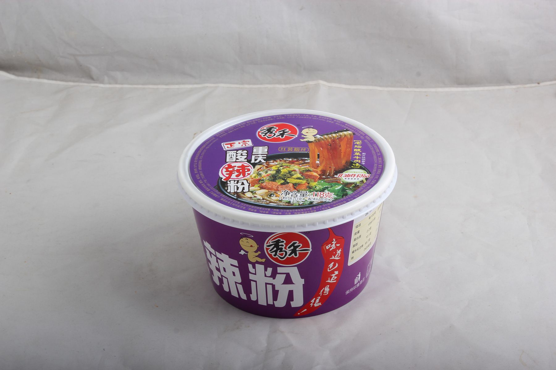 秀禾老坛酸菜牛肉味酸辣粉
