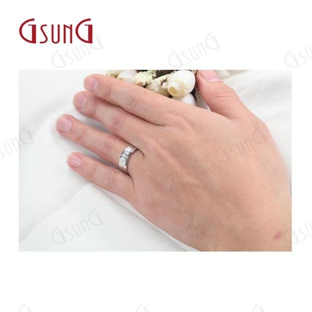 GSUNG吉上吉珠宝18K白金AU750镶嵌钻石男士戒指结婚订婚男戒定制