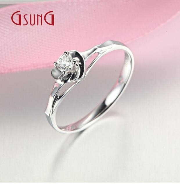 GSUNG白金18K女士钻石戒指10分-1克拉系列铂金镶钻结婚订婚钻戒