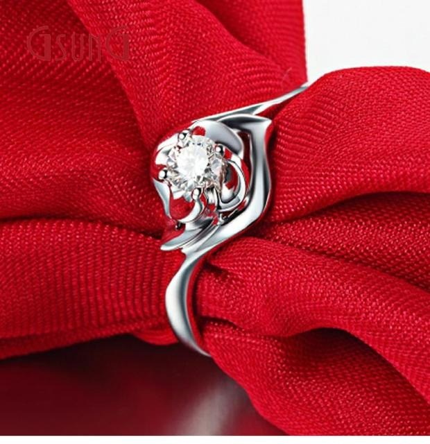 GSUNG求婚结婚钻戒女戒18K白金铂金钻石戒指10分-1克拉裸钻定制