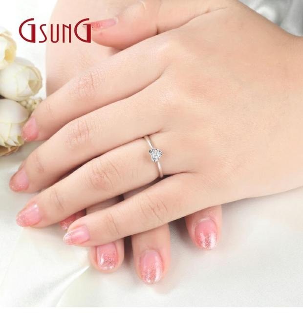 GSUNG白金18K单钻桃形镶钻女款婚戒铂金钻石指环结婚订婚求婚戒指