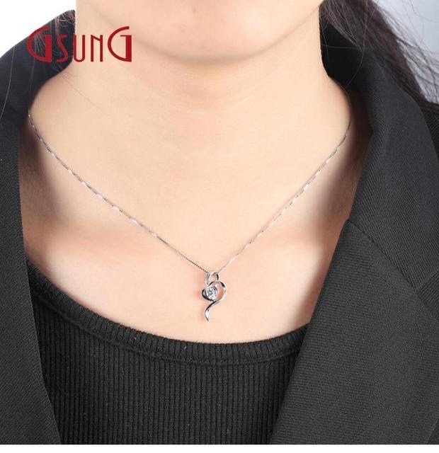 GSUNG白金18K钻石吊坠女款精美钻石项链挂件铂金PT950钻石吊环