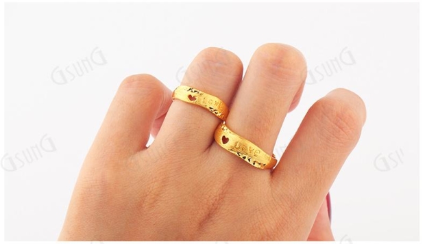 GSUNG吉上吉AU999黄金首饰足金情侣款字母Love对戒男女手饰黄金