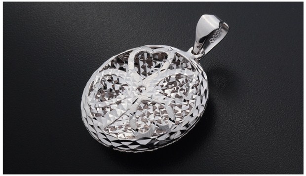 PT950铂金项链吊坠圆形仿钻面四叶草女款挂件白金闪亮锁骨链挂牌