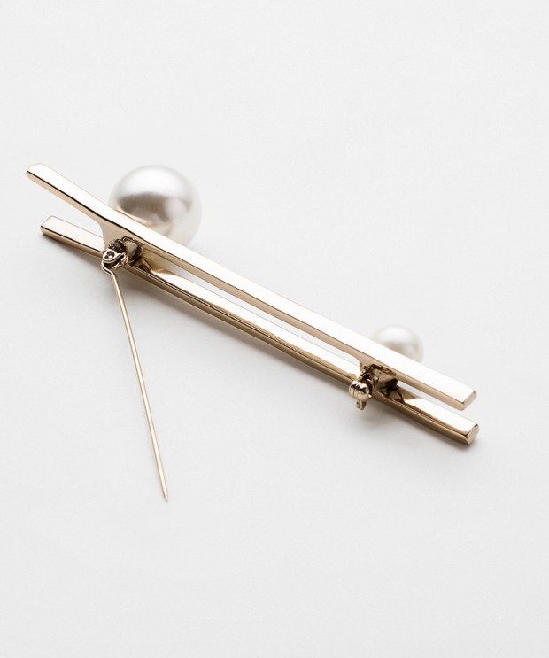 YINER音儿 2017夏季新款 简约金属配饰百搭珍珠胸针女8C57294010