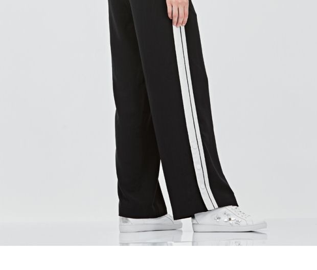 YINER音儿 2017夏季新款 百搭竖条纹运动休闲长裤女8C57220570