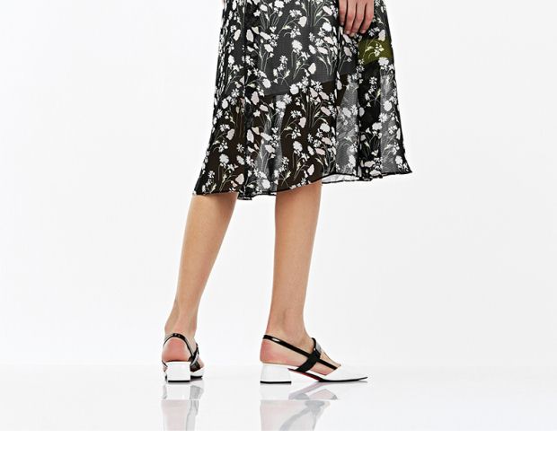 YINER音儿 2017夏季新款 碎花印花A字大摆修身连衣裙8C57205496