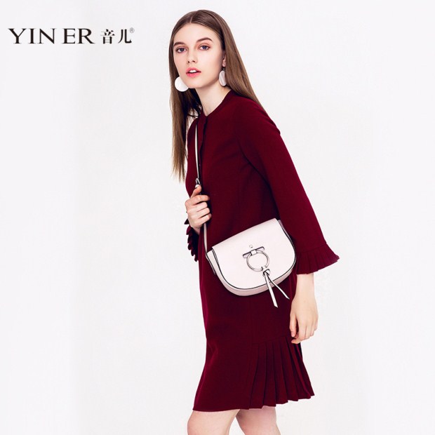 预售-音儿 2017秋季新款 时尚荷叶袖纯色修身连衣裙女8C57305670