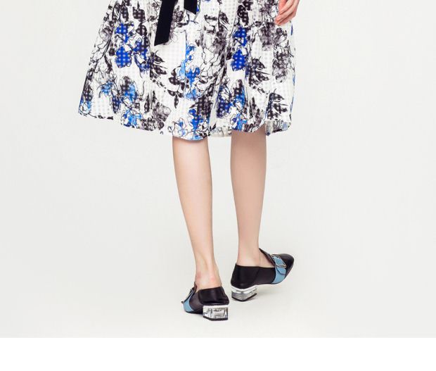 YINER音儿 2017秋季新款 时尚水墨印花修身半身裙8C57350060