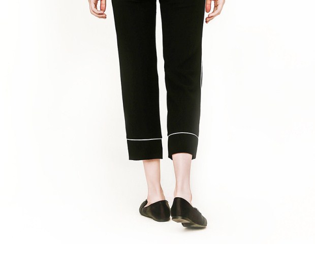 预售-音儿 2017秋季新款 蕾丝镂空荷叶边袖修身女上衣8C57370300