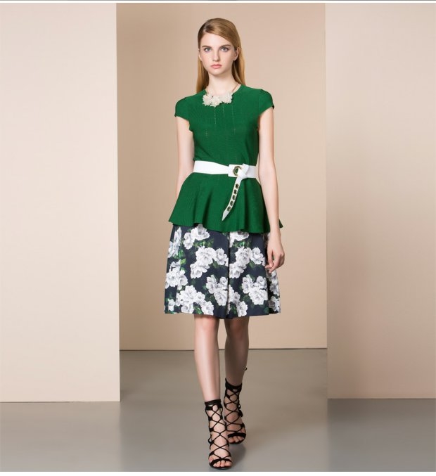 EITIE爱特爱夏装时尚优雅修身镂空圆领套头针织衫女套头短袖T恤